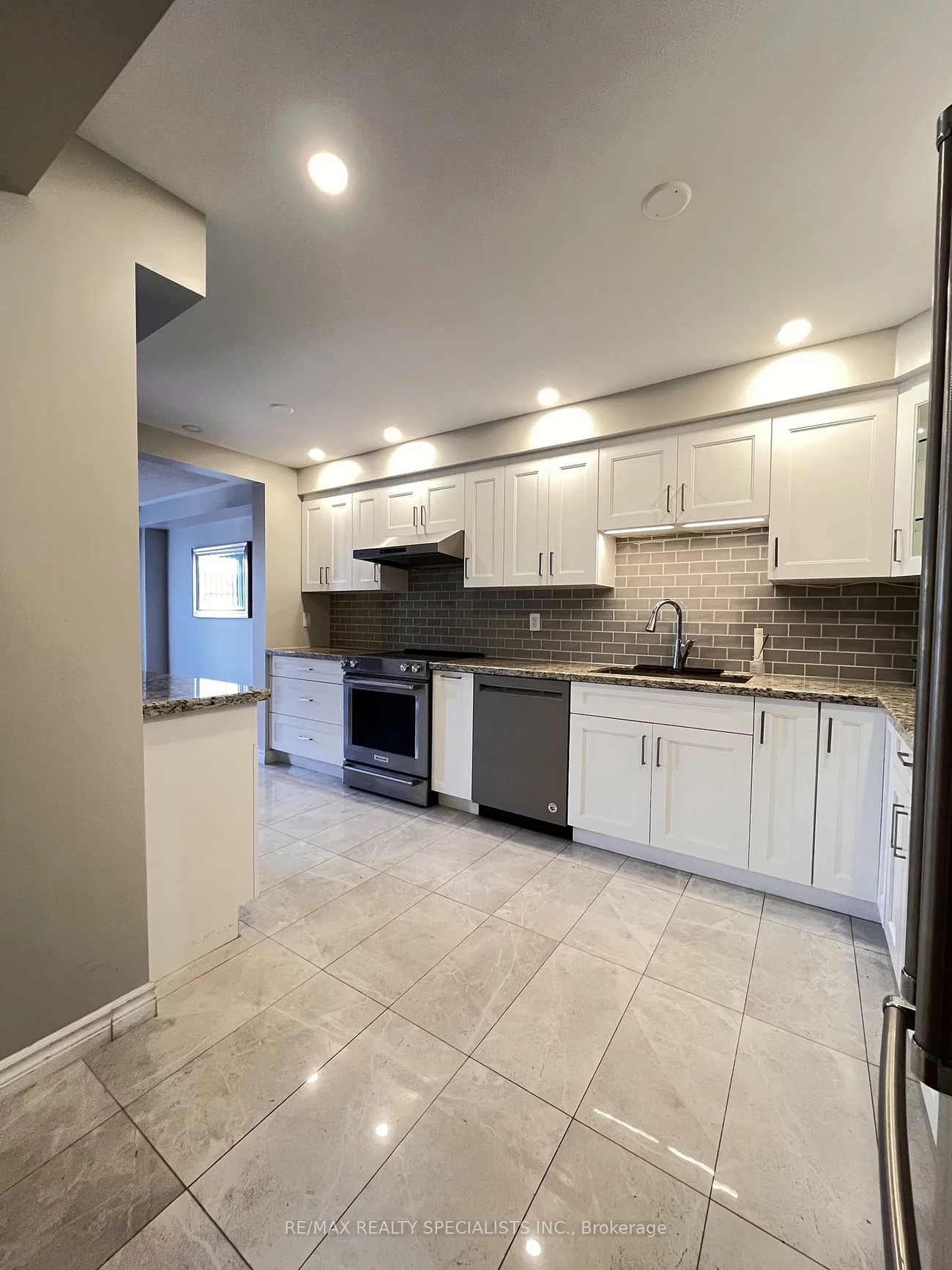 5317, Ferret, Hurontario, Mississauga
