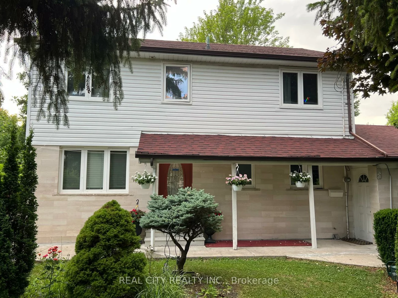 2451, Loanne, Sheridan, Mississauga