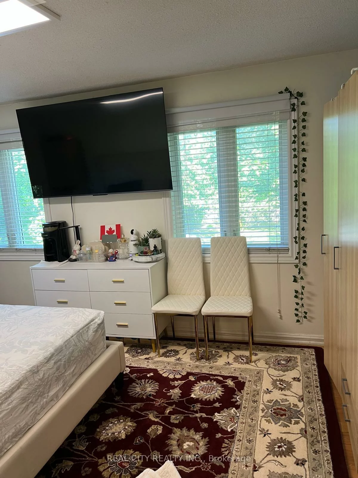 2451, Loanne, Sheridan, Mississauga