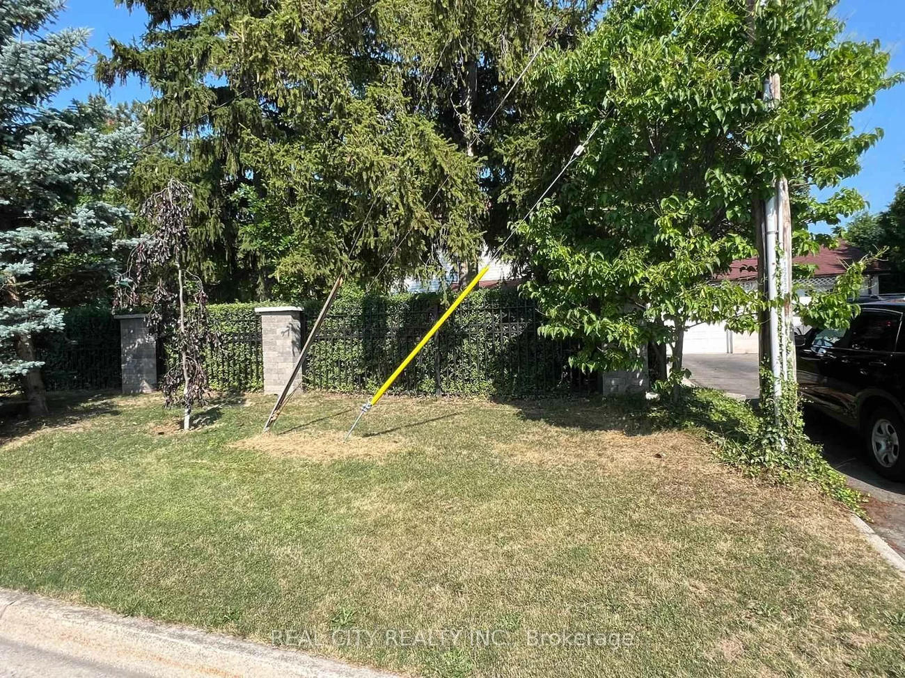 2451, Loanne, Sheridan, Mississauga