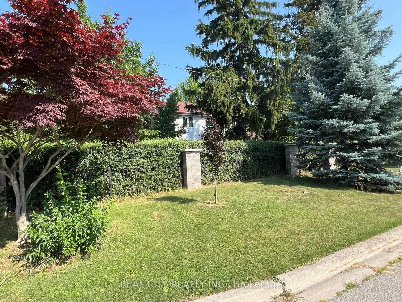 2451, Loanne, Sheridan, Mississauga