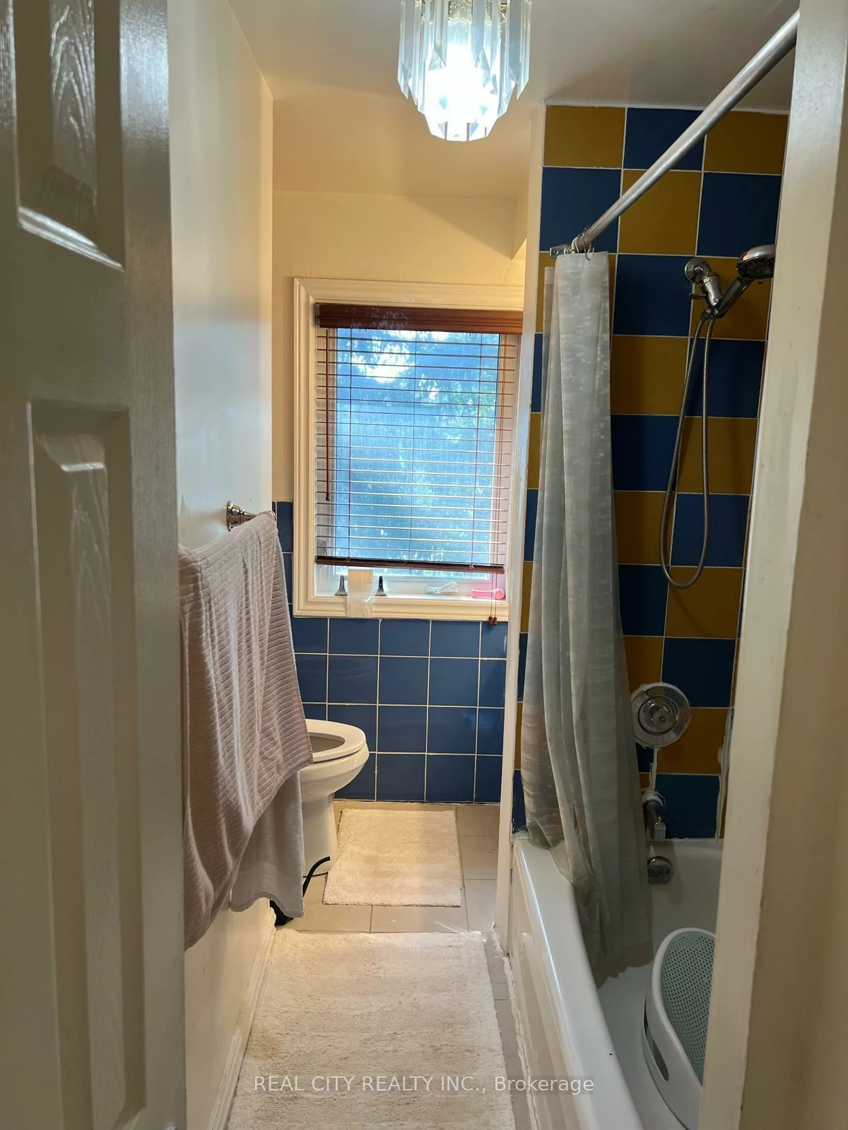 2451, Loanne, Sheridan, Mississauga