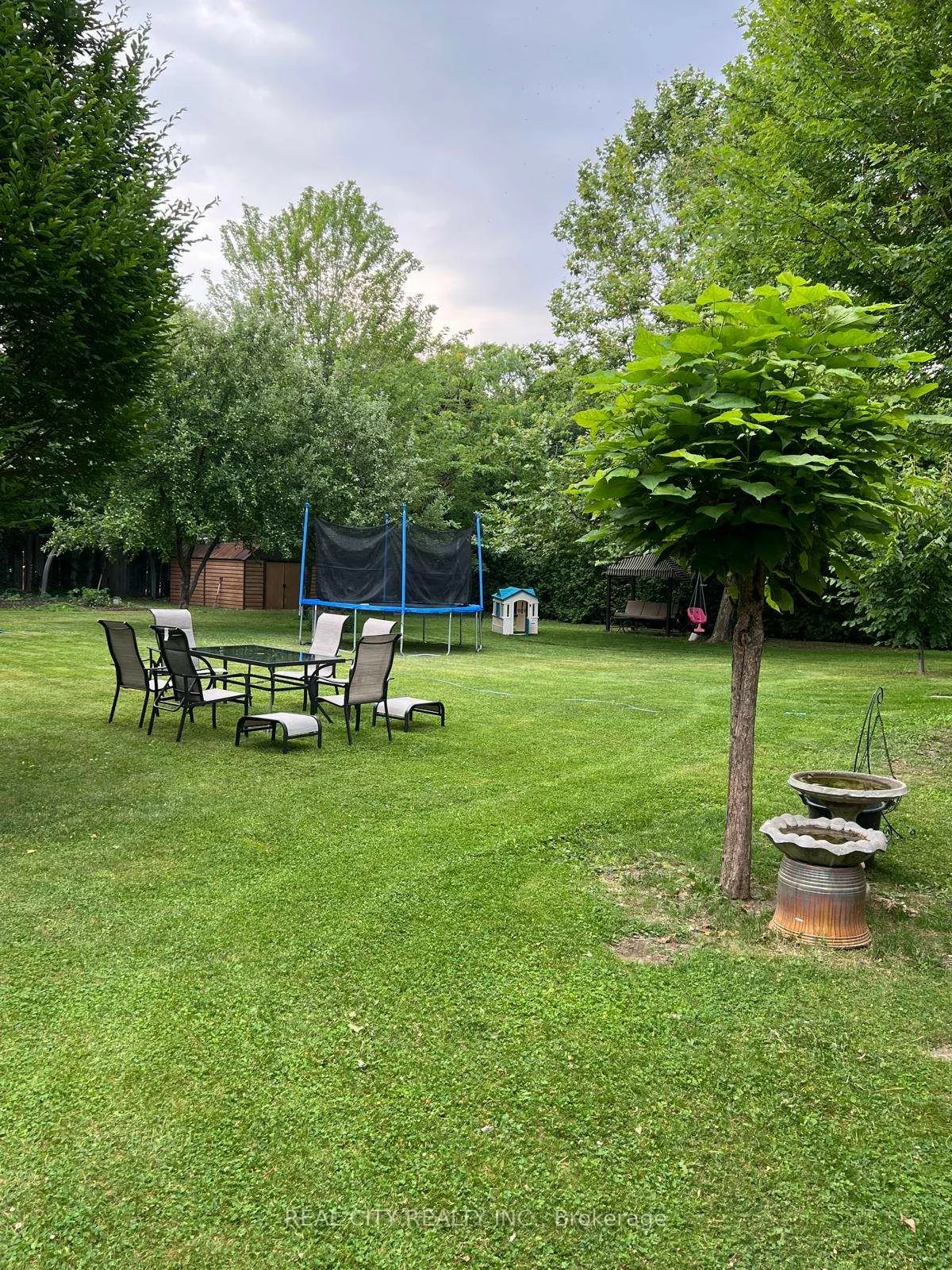 2451, Loanne, Sheridan, Mississauga