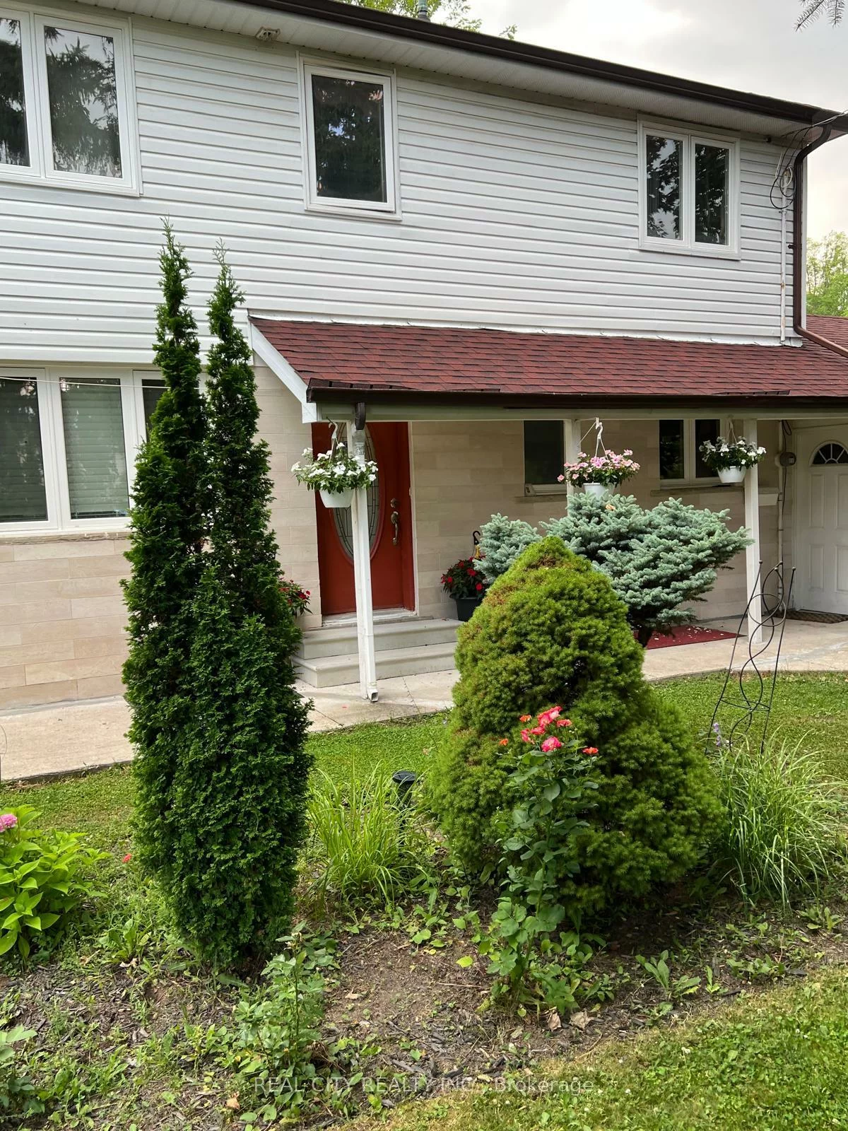 2451, Loanne, Sheridan, Mississauga