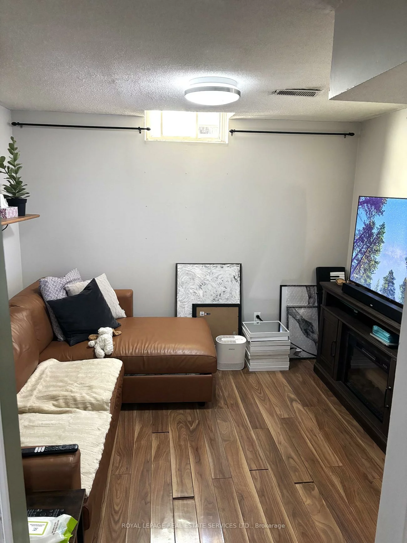 115, Clansman, Hurontario, Mississauga