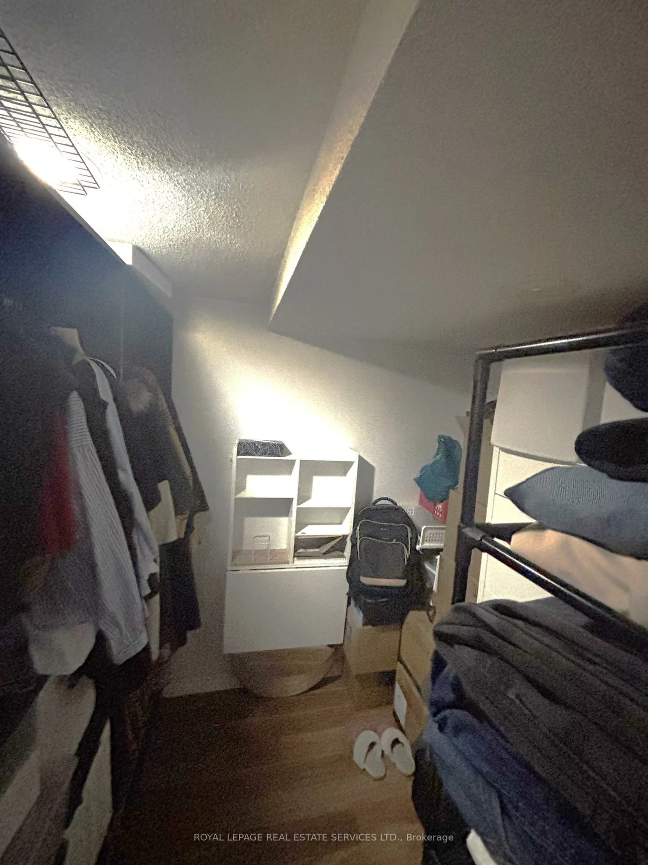 115, Clansman, Hurontario, Mississauga