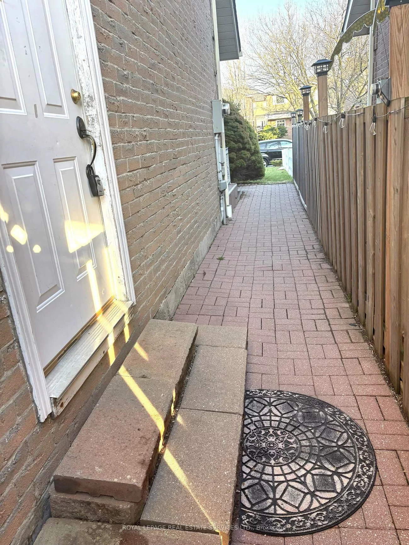 115, Clansman, Hurontario, Mississauga
