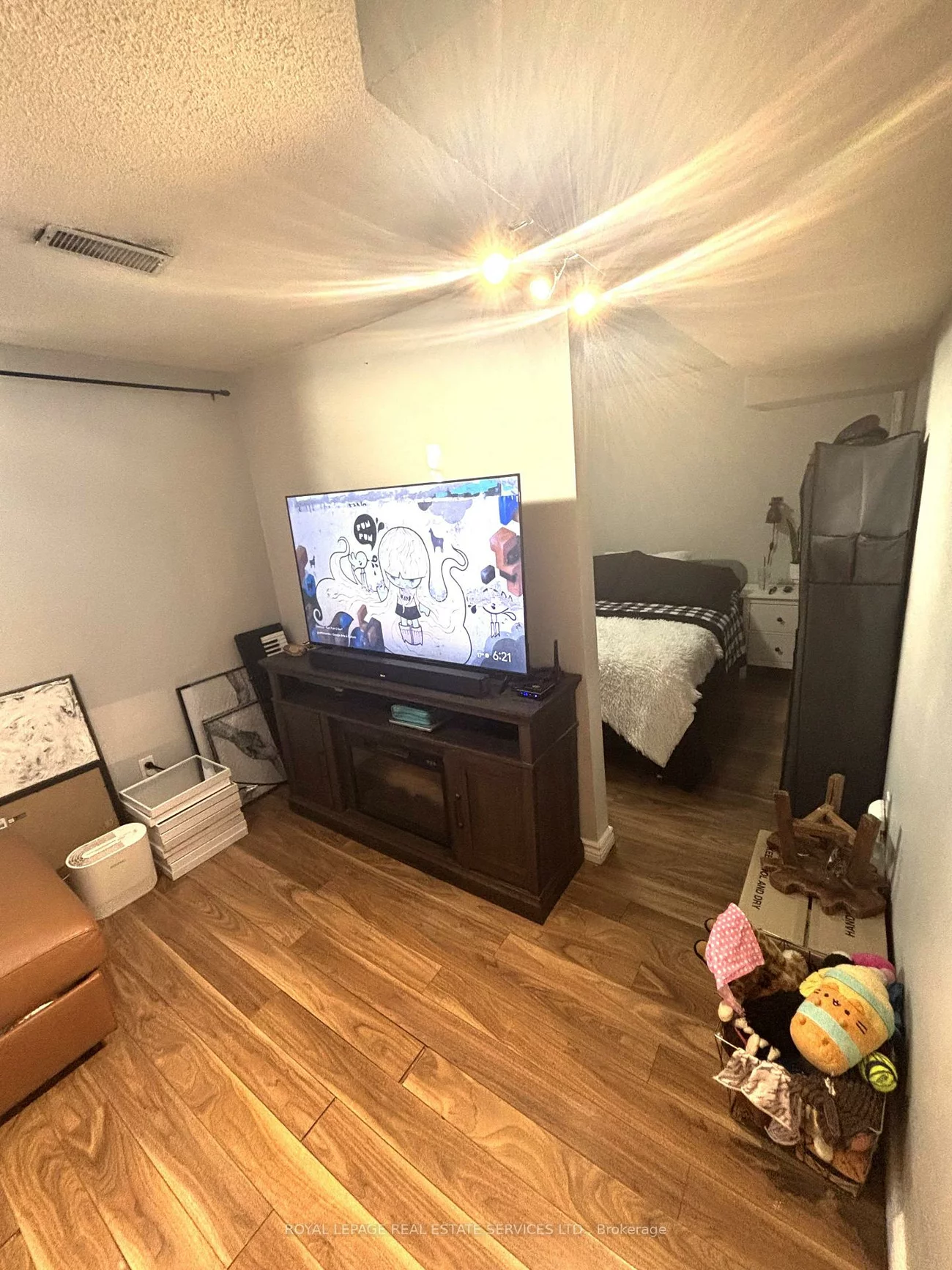 115, Clansman, Hurontario, Mississauga