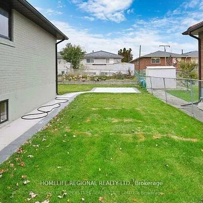 7537, Lully, Malton, Mississauga