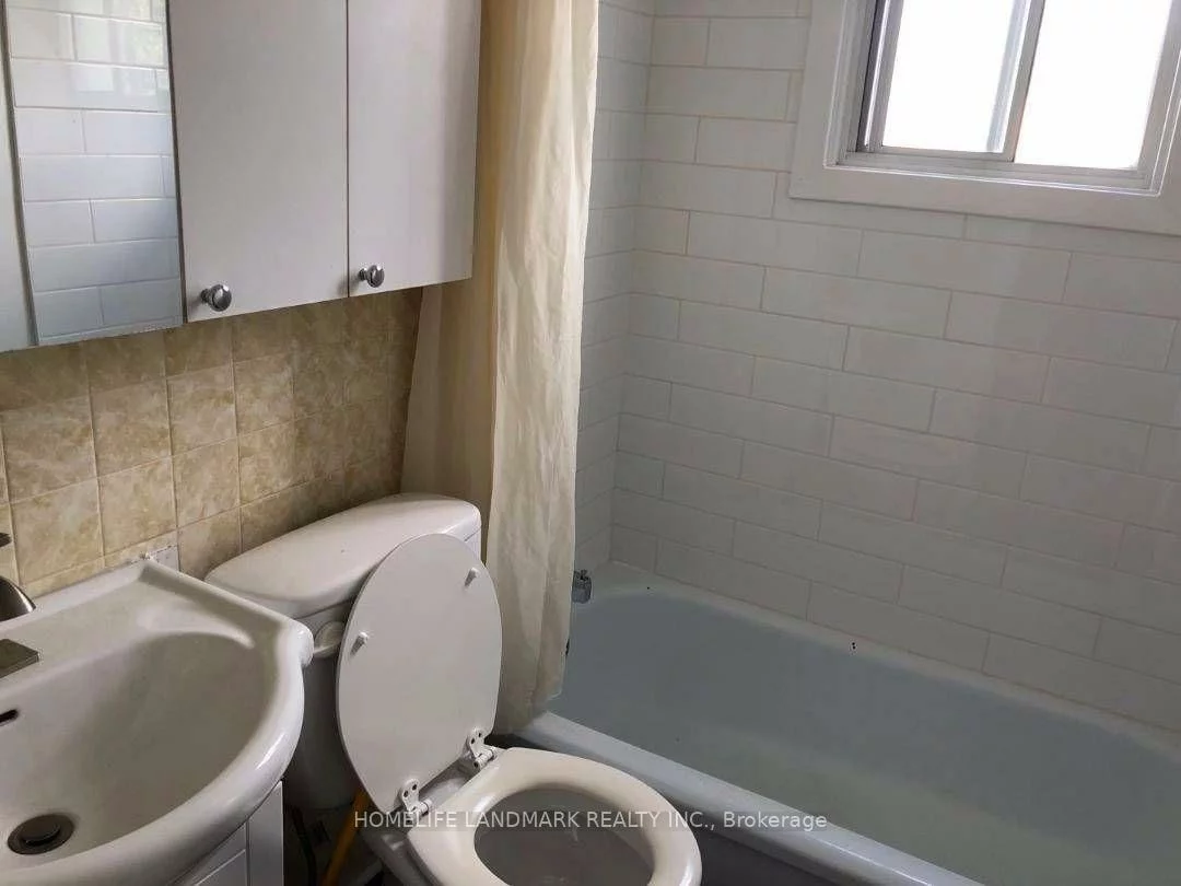 30, Joseph, Streetsville, Mississauga