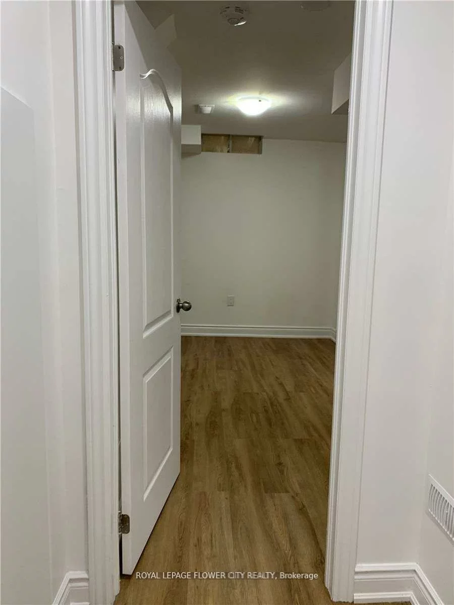 7227, Para, Meadowvale Village, Mississauga