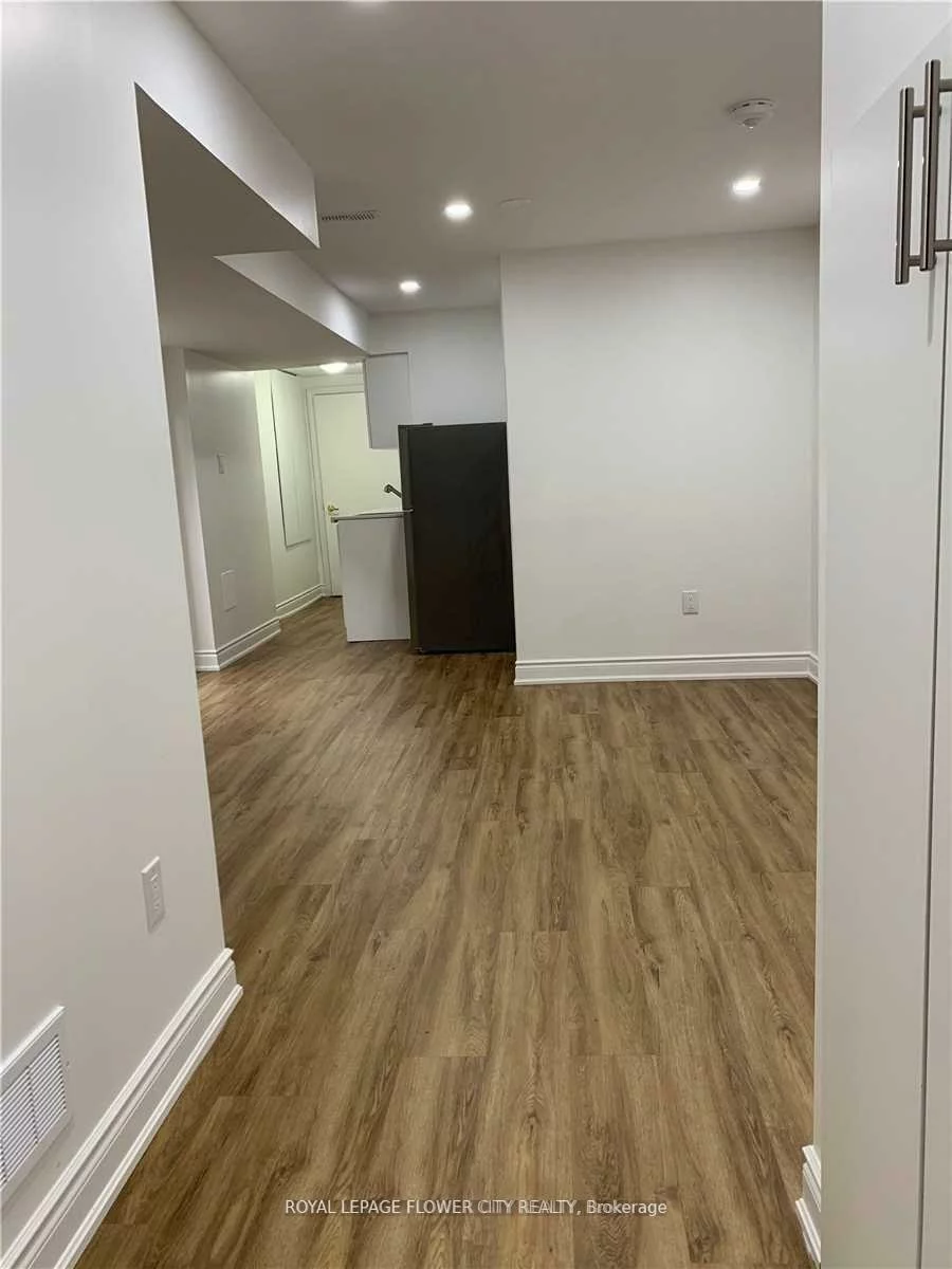 7227, Para, Meadowvale Village, Mississauga