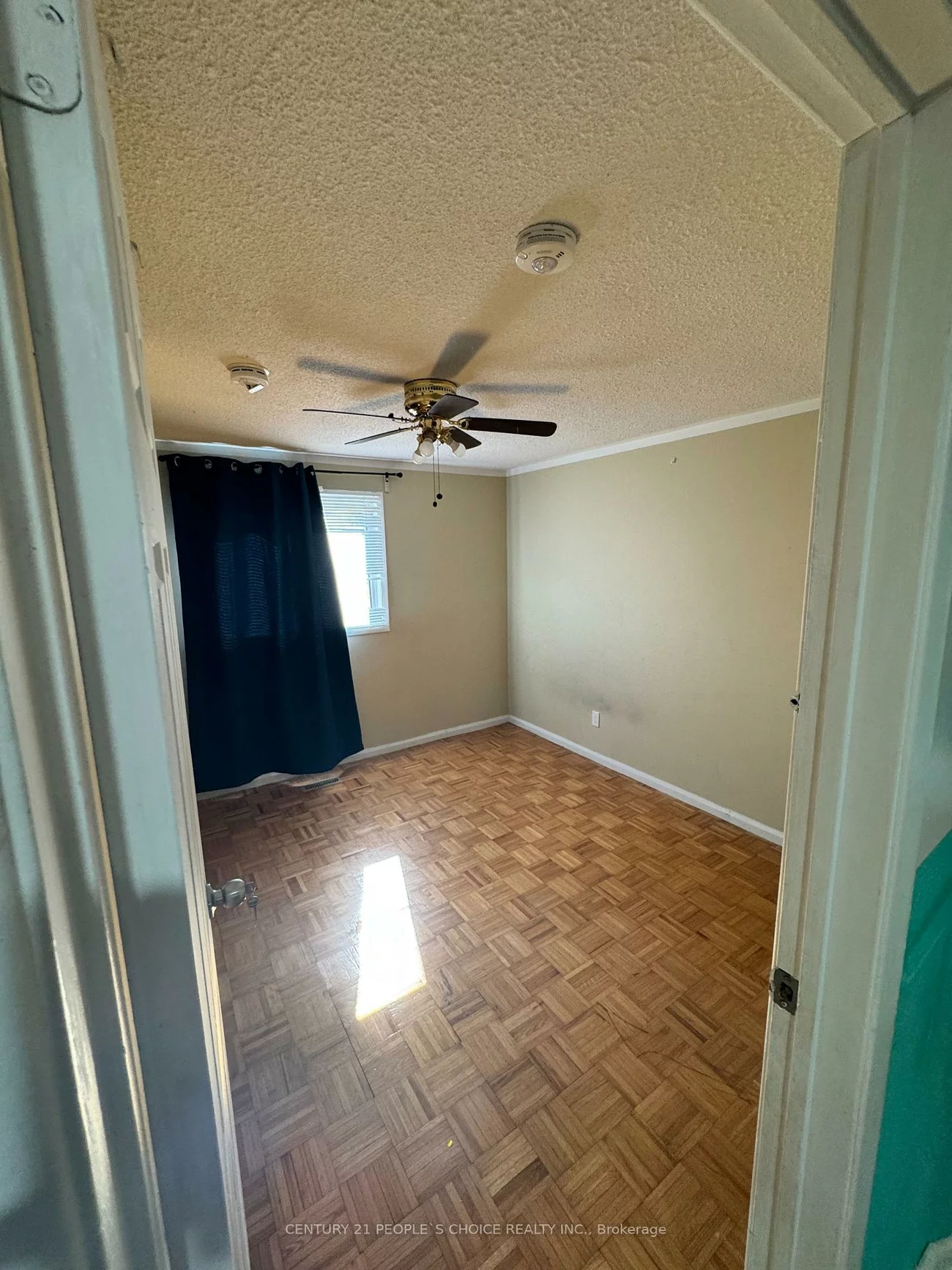 7610, Anaka, Malton, Mississauga