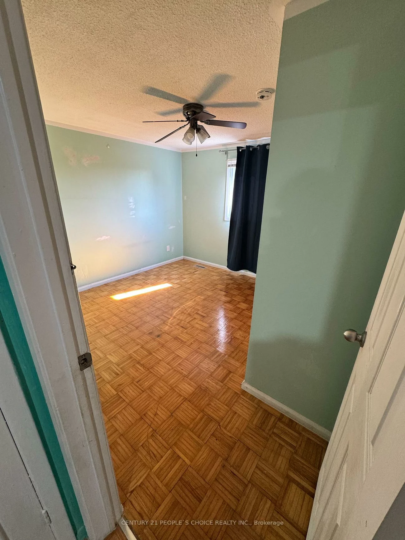 7610, Anaka, Malton, Mississauga