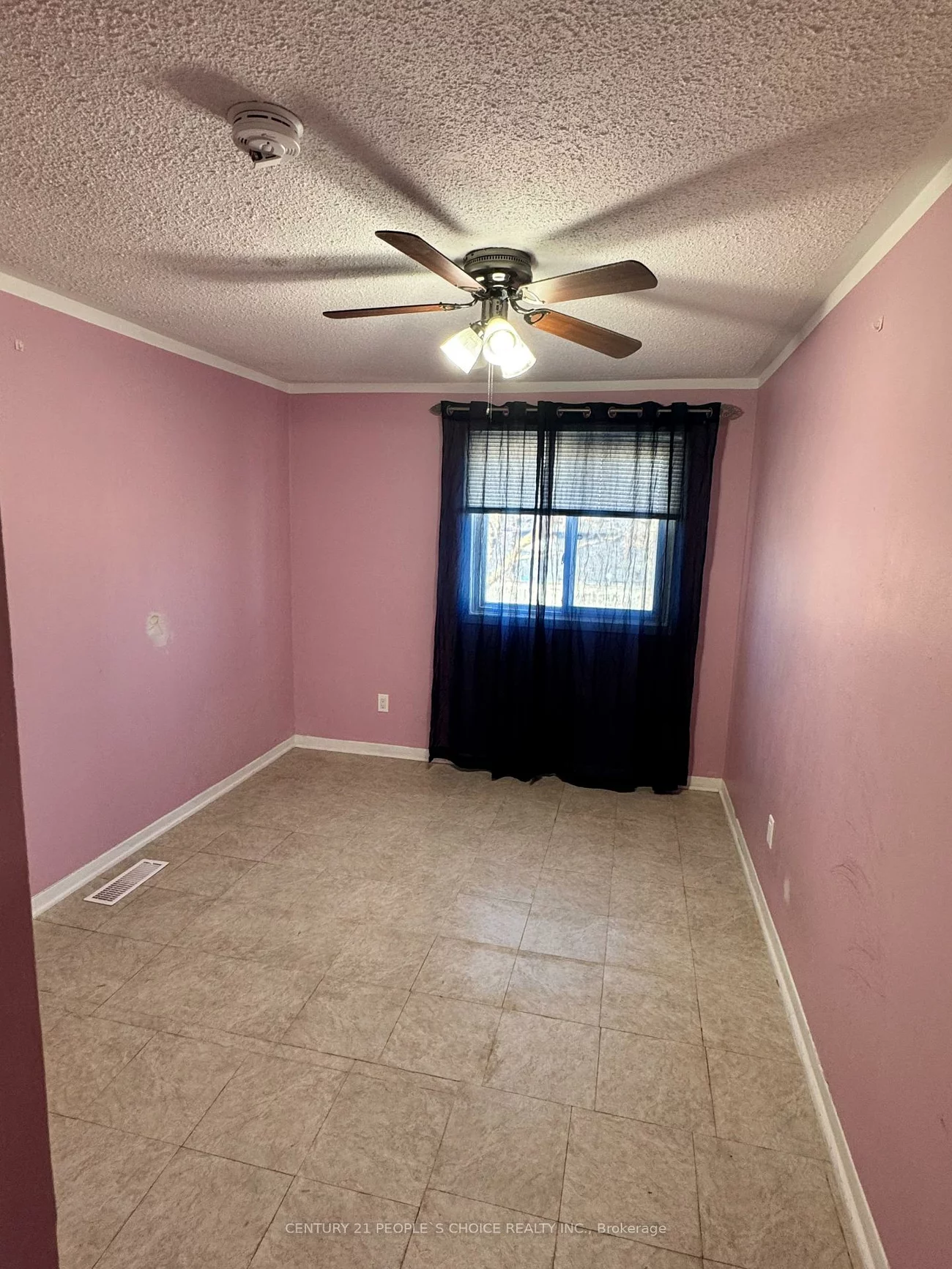 7610, Anaka, Malton, Mississauga