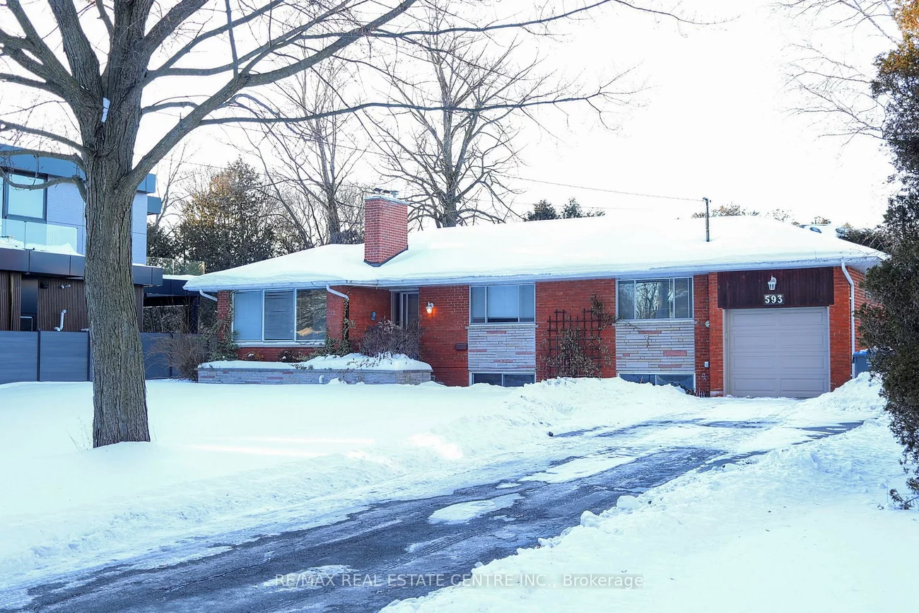 593, Indian, Lorne Park, Mississauga