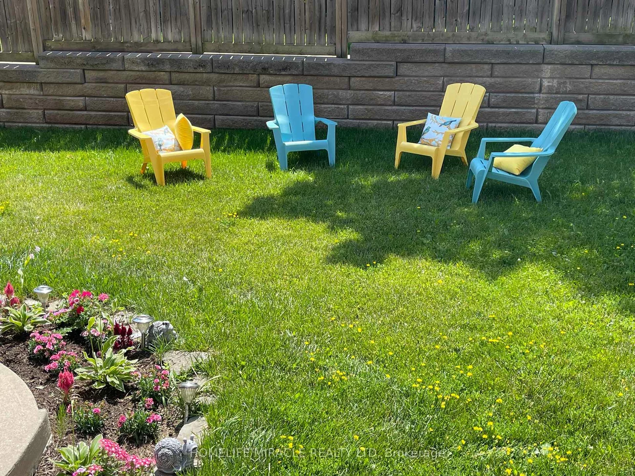 2415, Bankside, Central Erin Mills, Mississauga