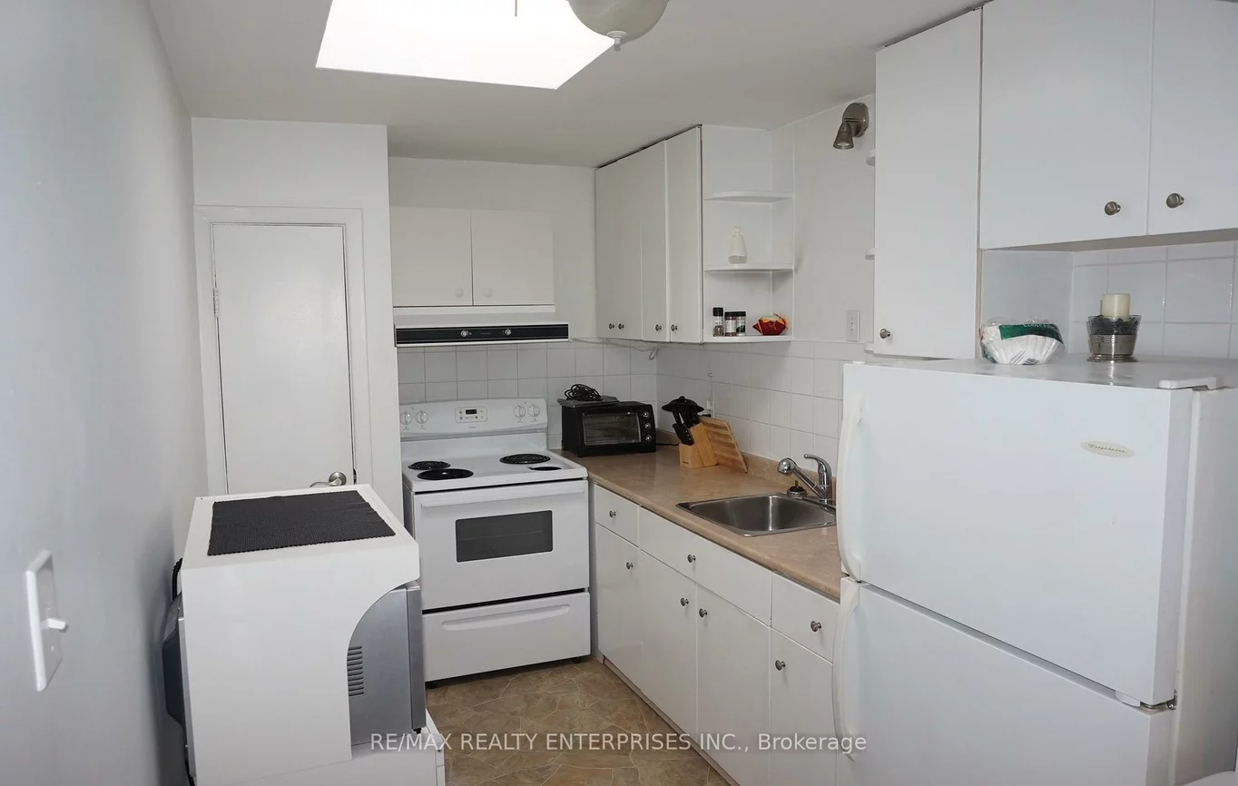 297, Lakeshore, Port Credit, Mississauga