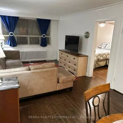 297, Lakeshore, Port Credit, Mississauga