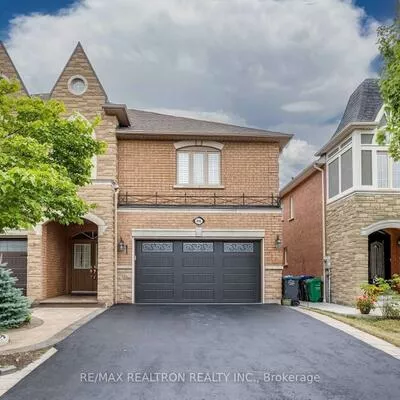 896, Mandolin, Meadowvale Village, Mississauga