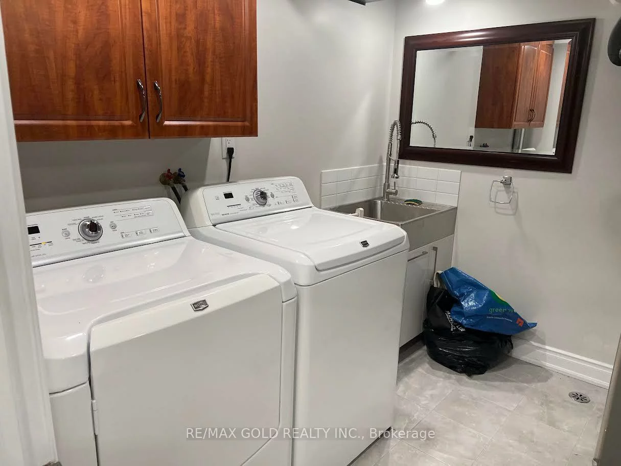 3125, Lednier, Applewood, Mississauga