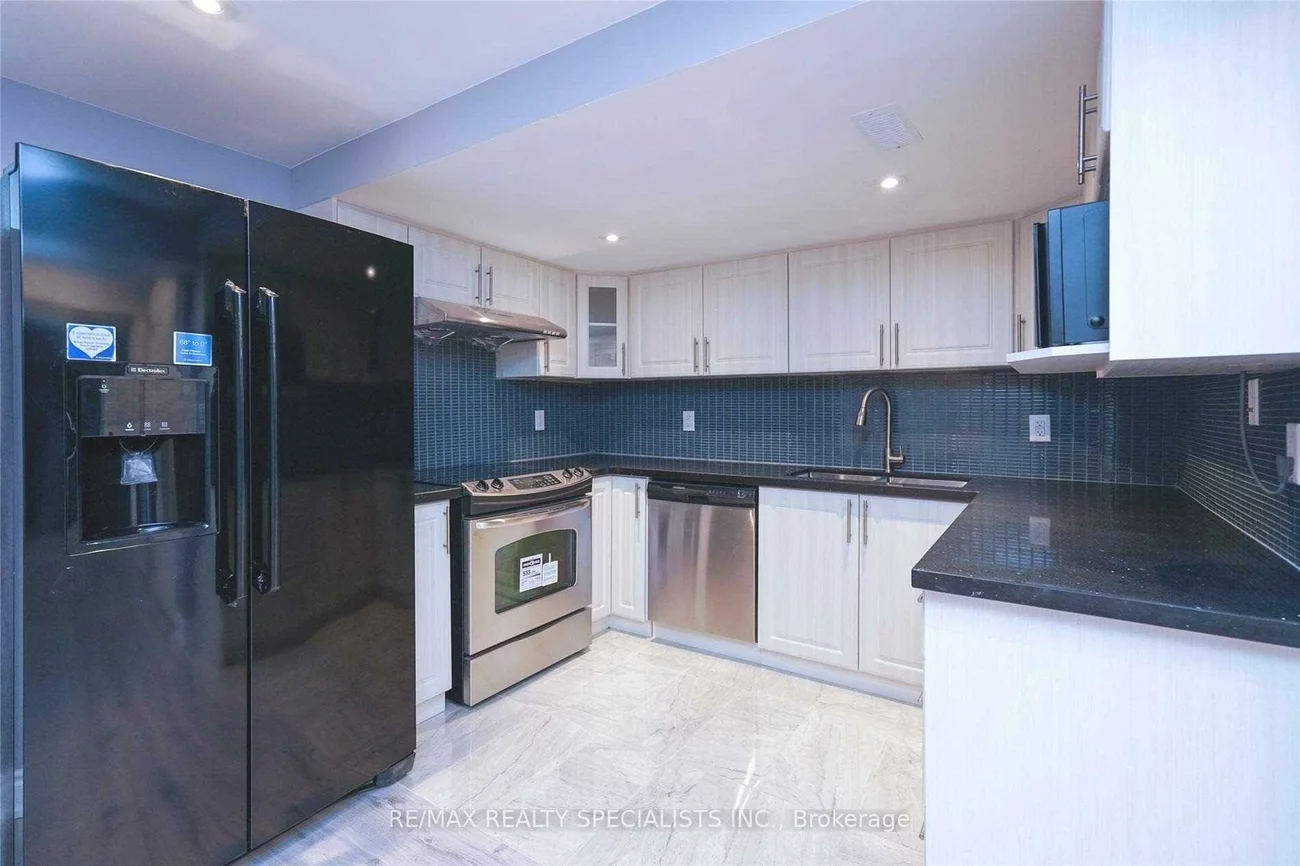 1599, Kingsbank, East Credit, Mississauga