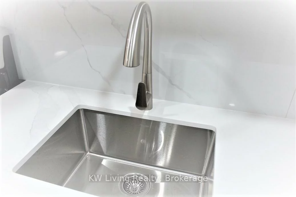 2834, Westbury, Central Erin Mills, Mississauga