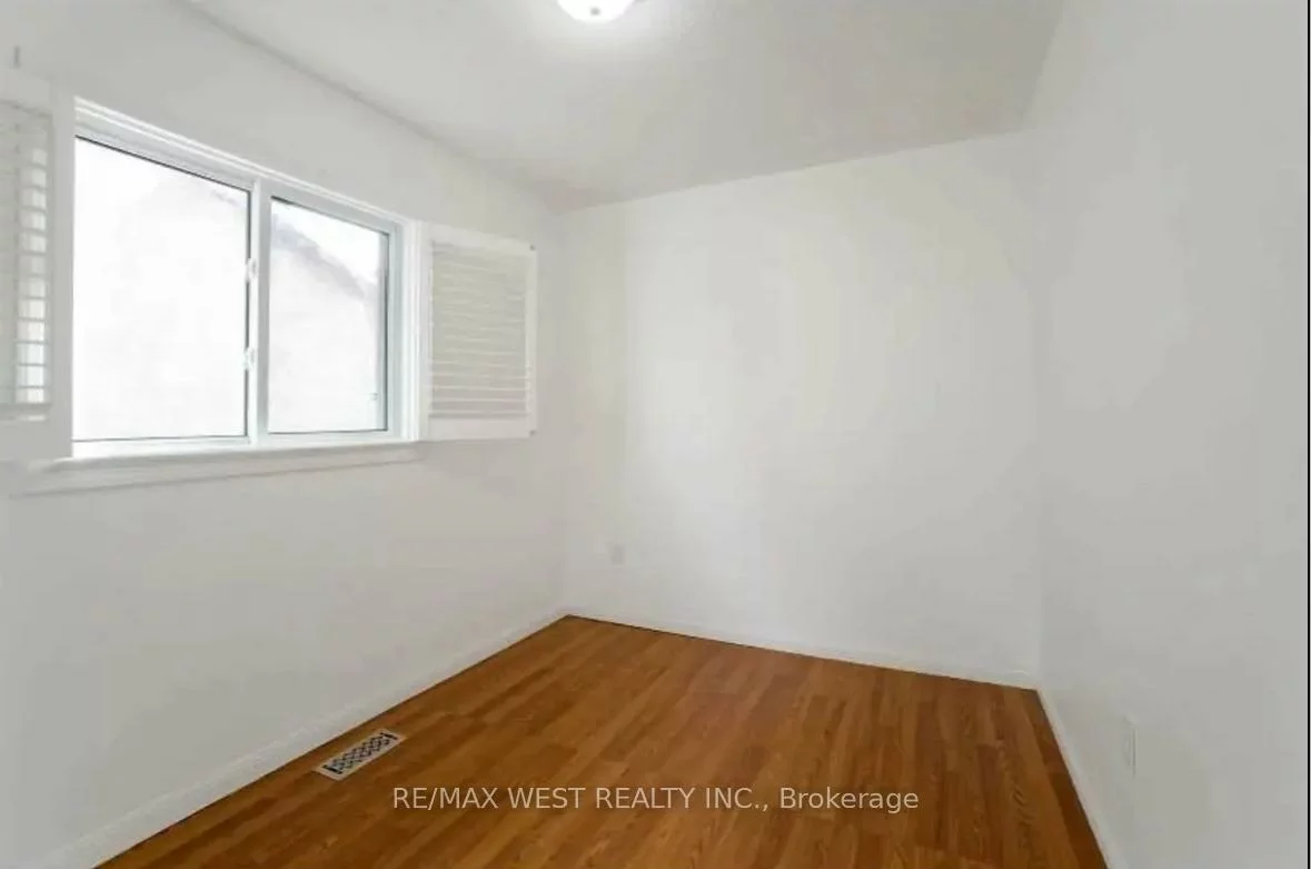 6892, Old Creditview, Meadowvale Village, Mississauga