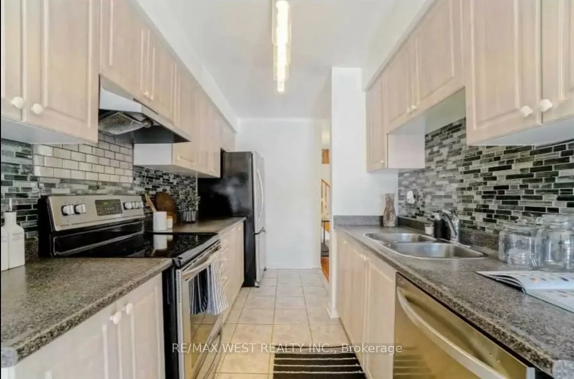 6892, Old Creditview, Meadowvale Village, Mississauga