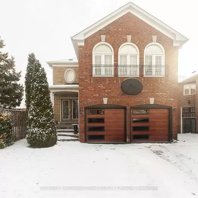1182, Blueheron, East Credit, Mississauga