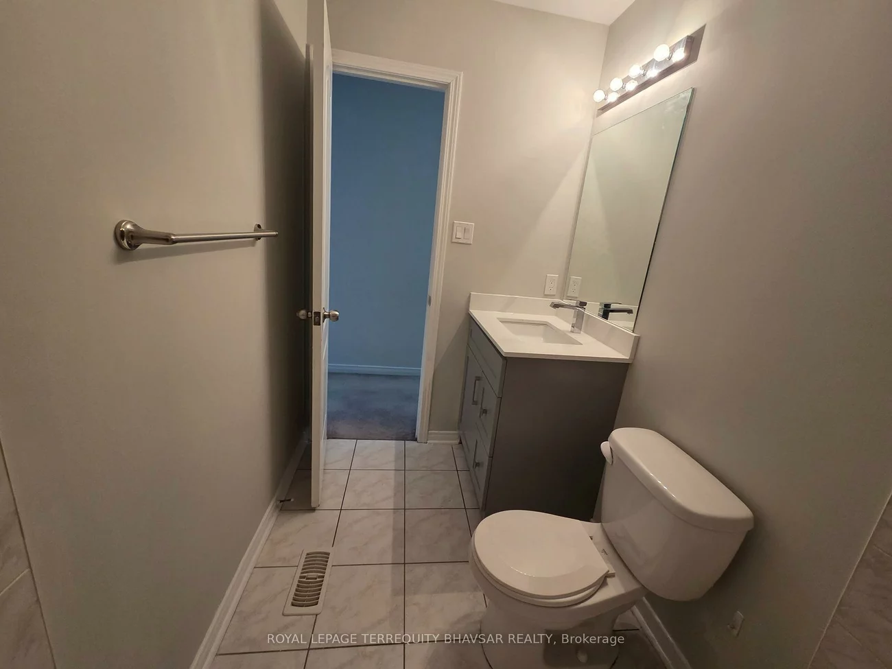 902, Francine, East Credit, Mississauga