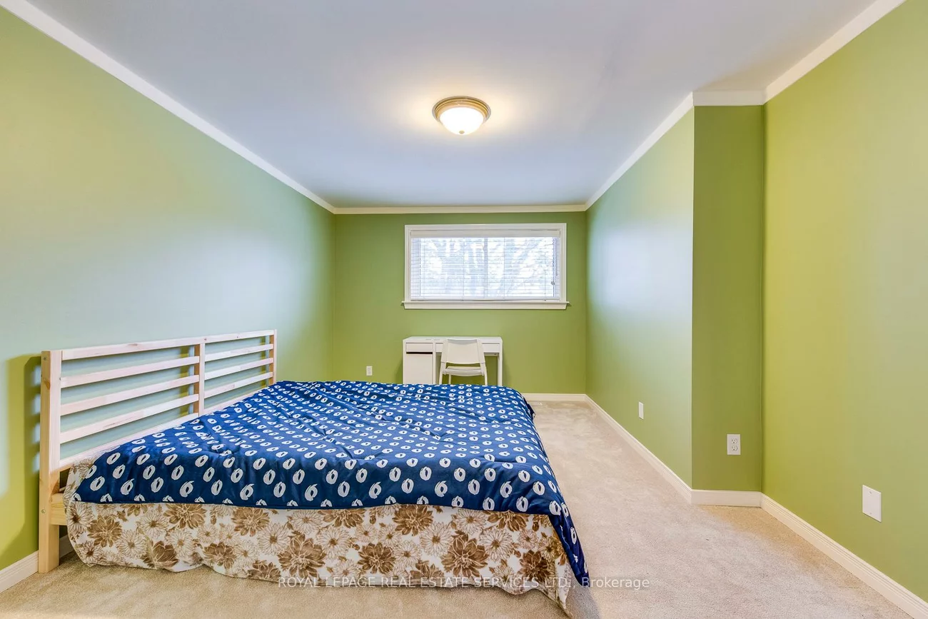 2630, Hayford, Sheridan, Mississauga