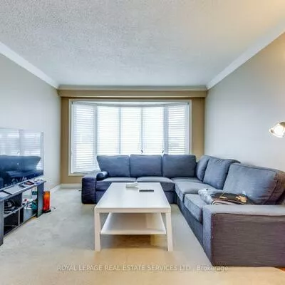 2630, Hayford, Sheridan, Mississauga