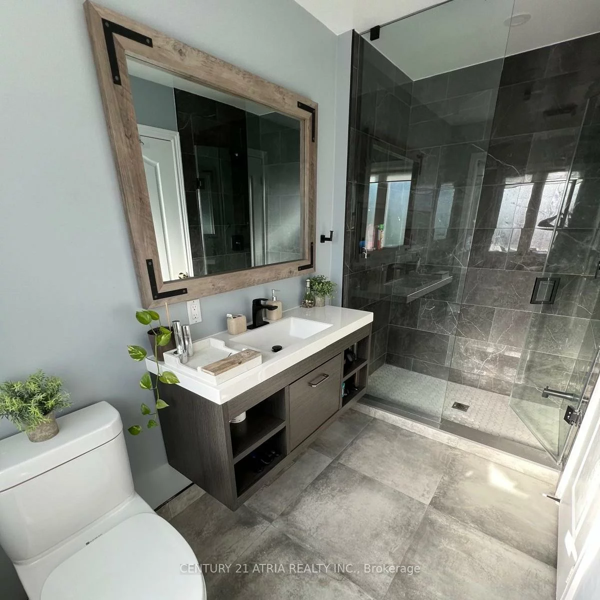 5534, Waterwind, Churchill Meadows, Mississauga