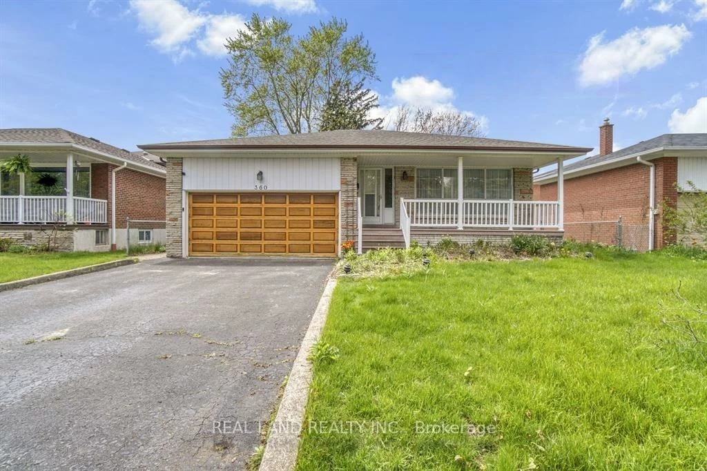 360, Chantenay, Cooksville, Mississauga