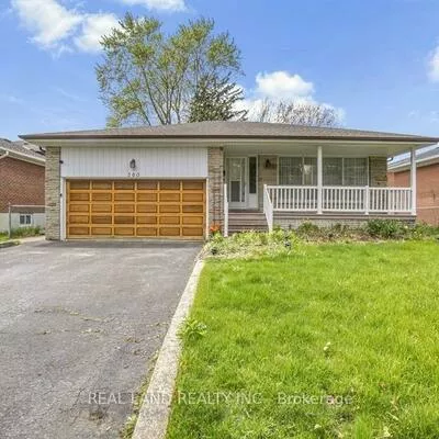 360, Chantenay, Cooksville, Mississauga