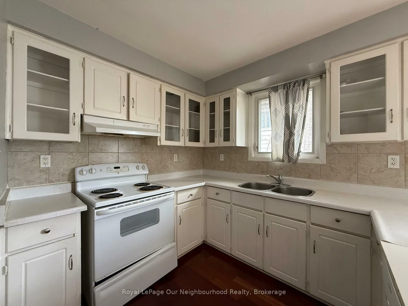 2625, Lundene, Clarkson, Mississauga