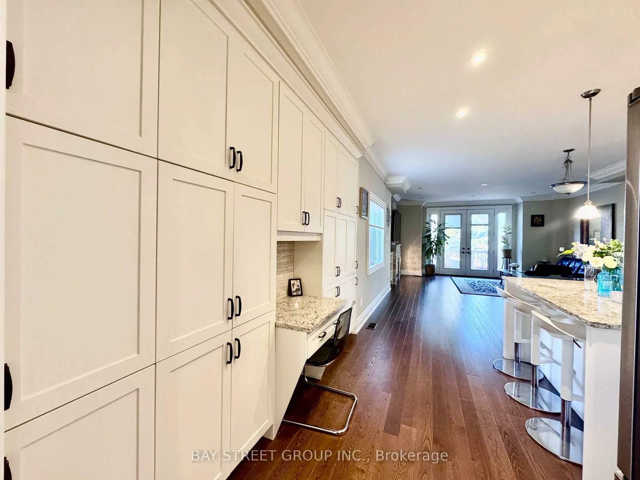 1033, Shaw, Lakeview, Mississauga