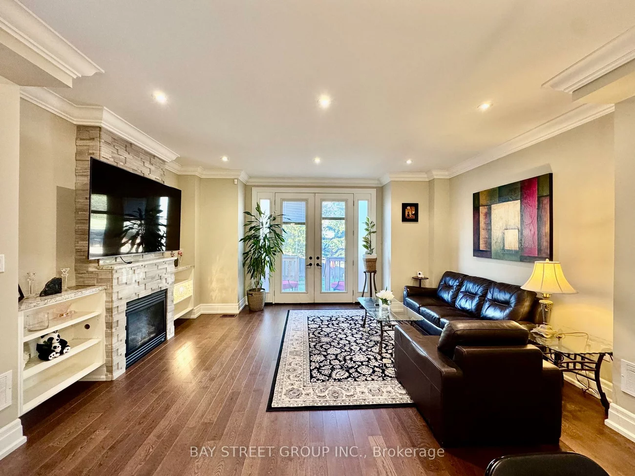 1033, Shaw, Lakeview, Mississauga
