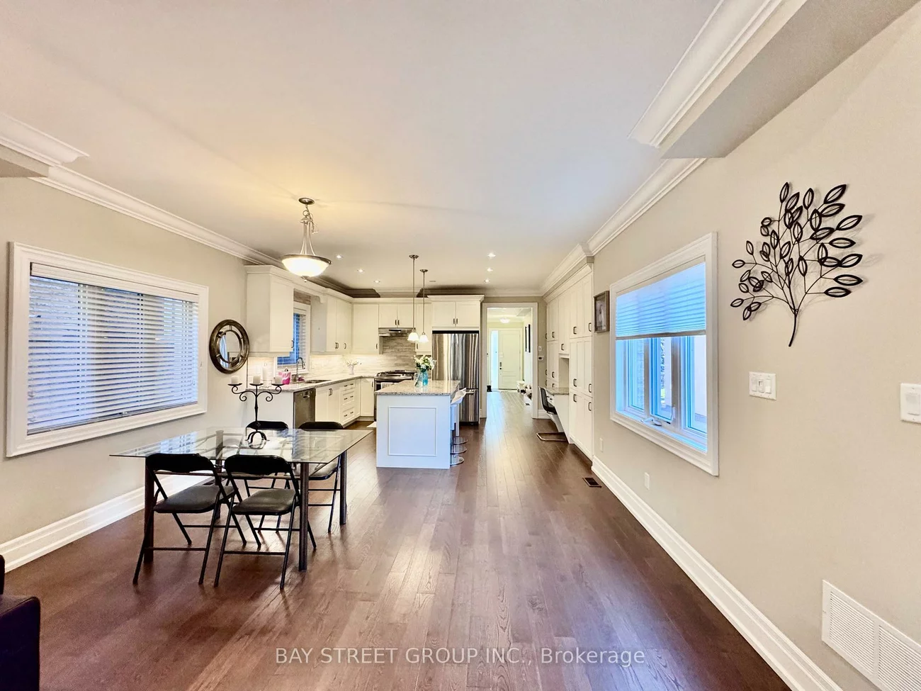 1033, Shaw, Lakeview, Mississauga
