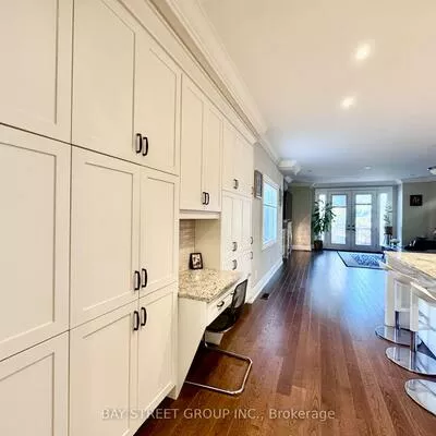 1033, Shaw, Lakeview, Mississauga