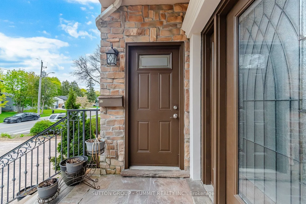 12, Pioneer, Streetsville, Mississauga