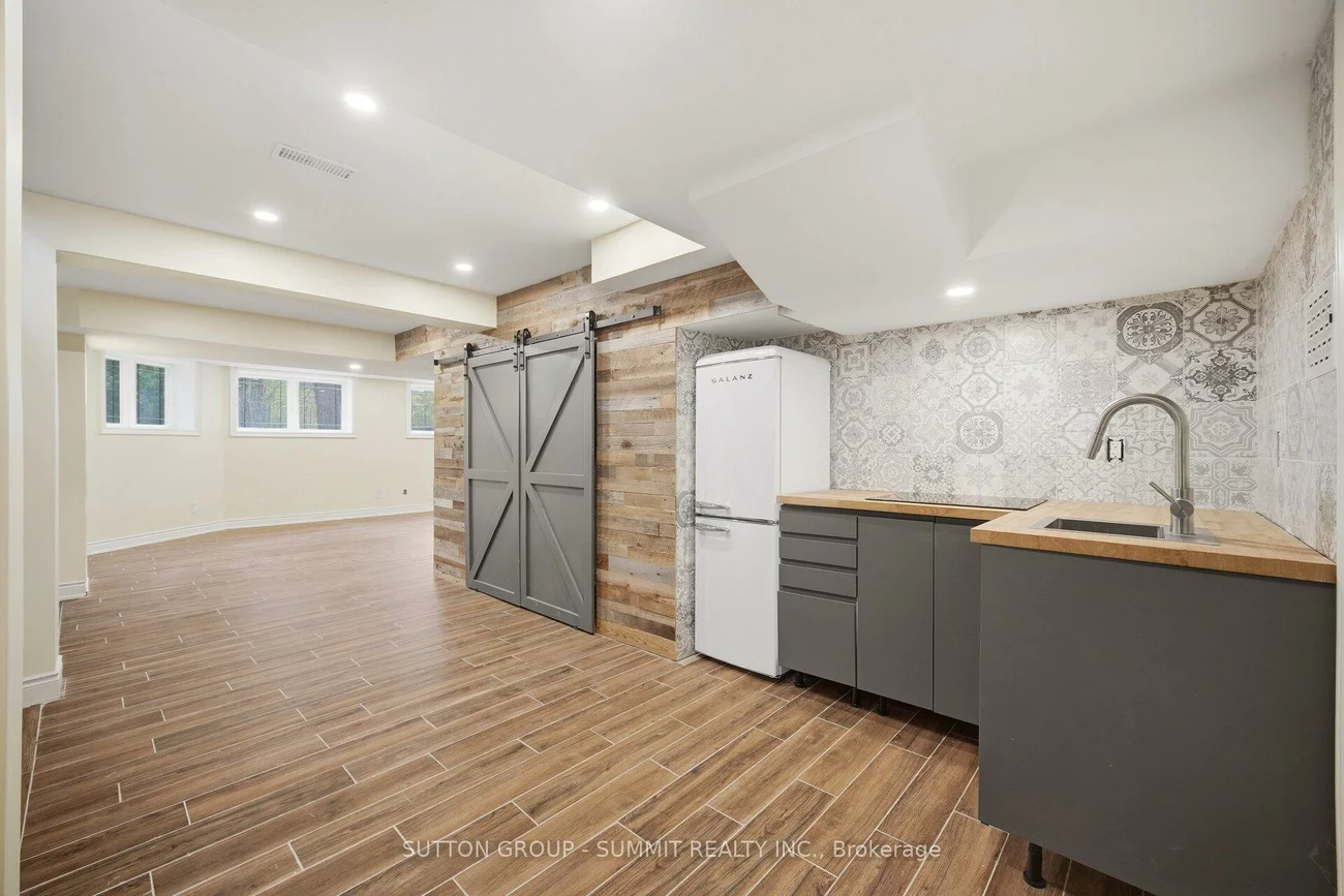 12, Pioneer, Streetsville, Mississauga