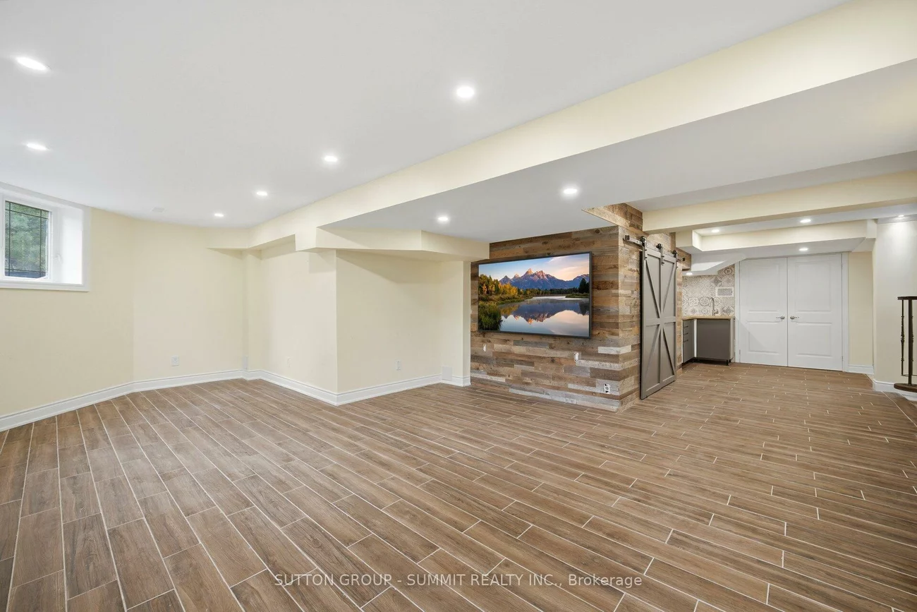12, Pioneer, Streetsville, Mississauga
