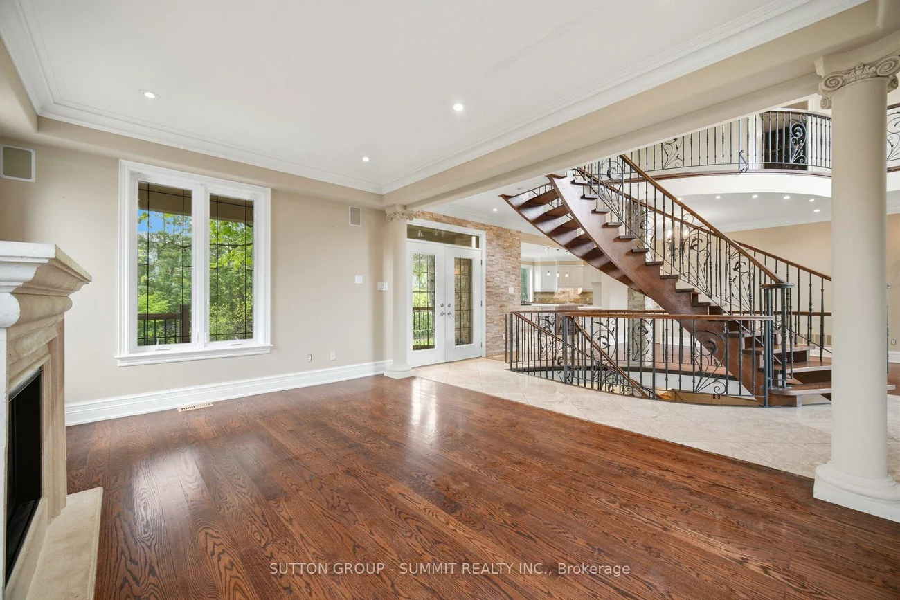 12, Pioneer, Streetsville, Mississauga