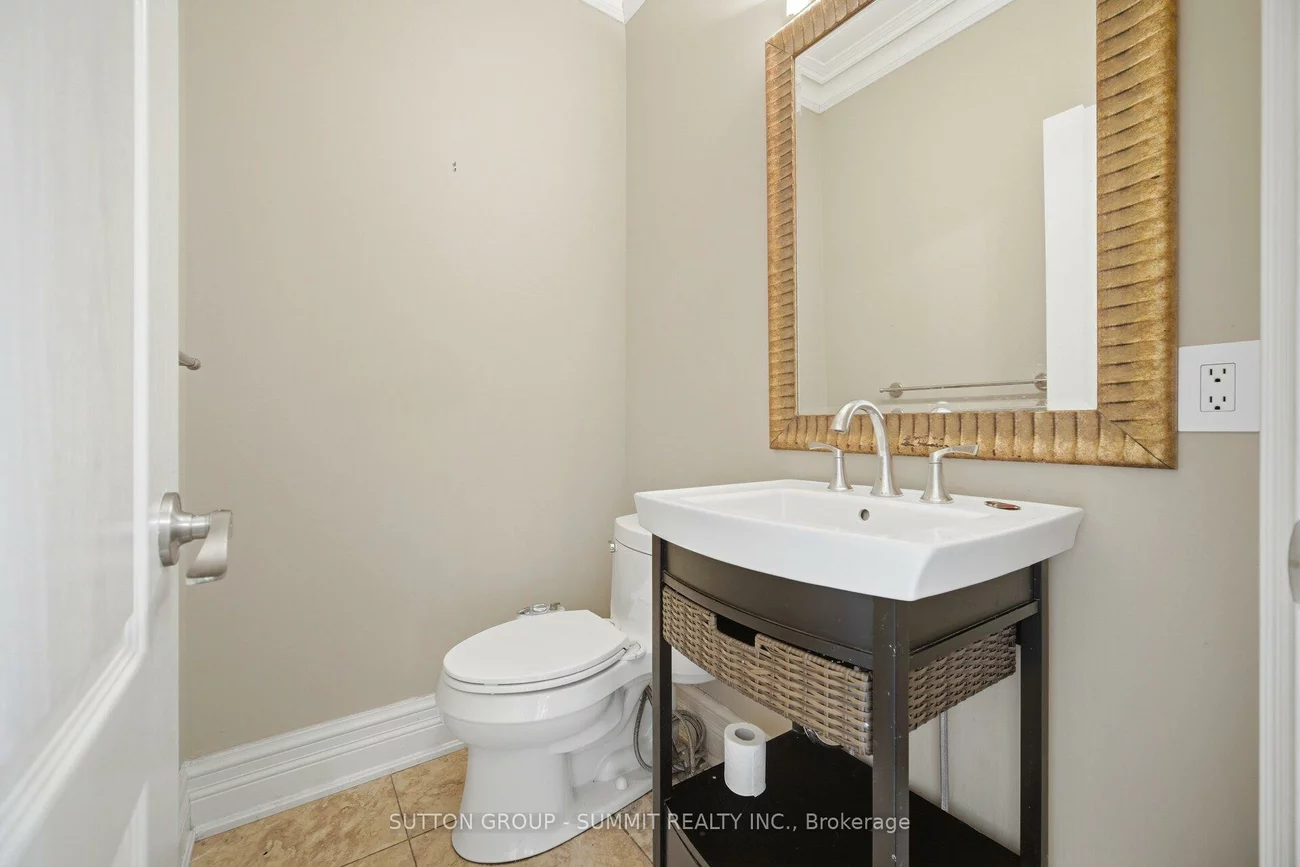 12, Pioneer, Streetsville, Mississauga