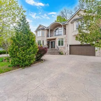 12, Pioneer, Streetsville, Mississauga