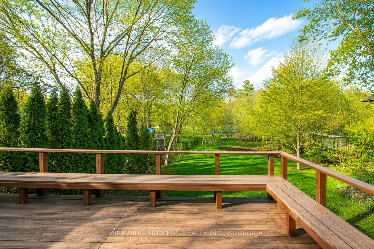 1299, Stavebank, Mineola, Mississauga