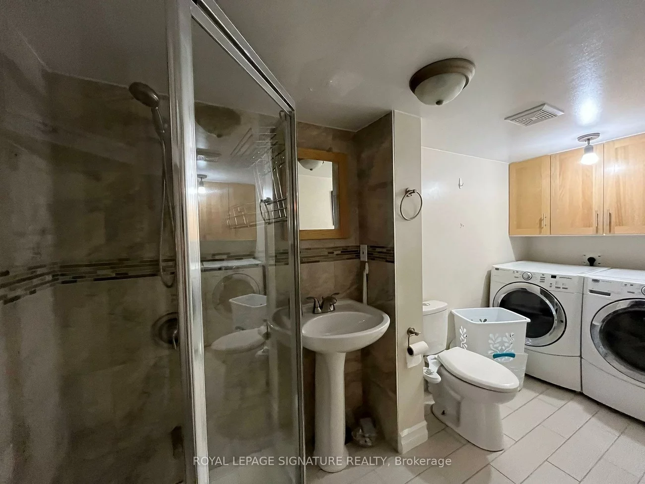 5571, Spangler, Hurontario, Mississauga