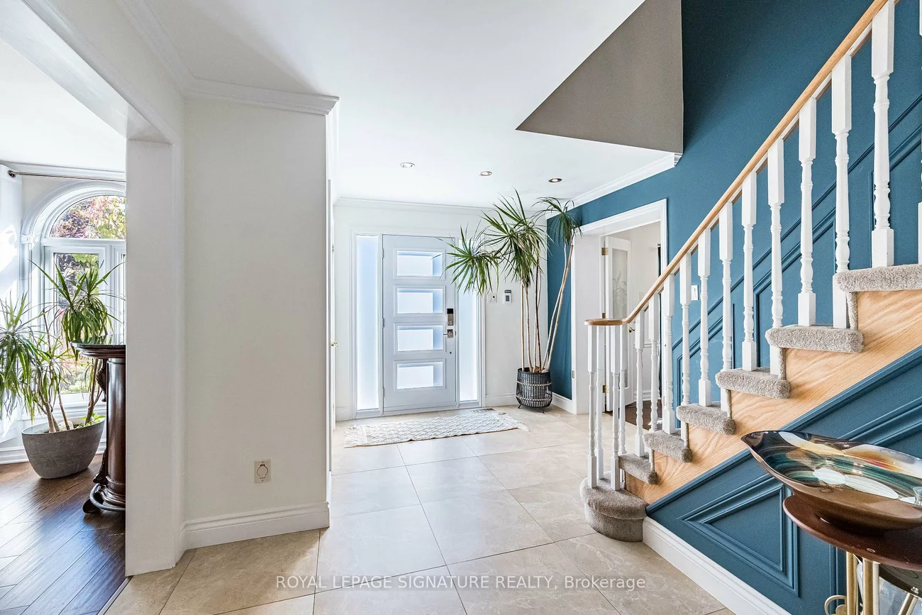 5571, Spangler, Hurontario, Mississauga